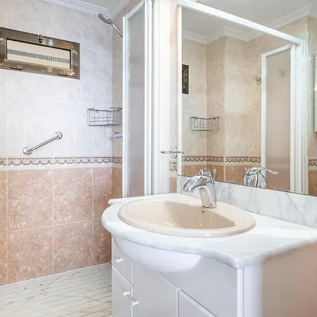 Gemelos 21-b Levante Apartment